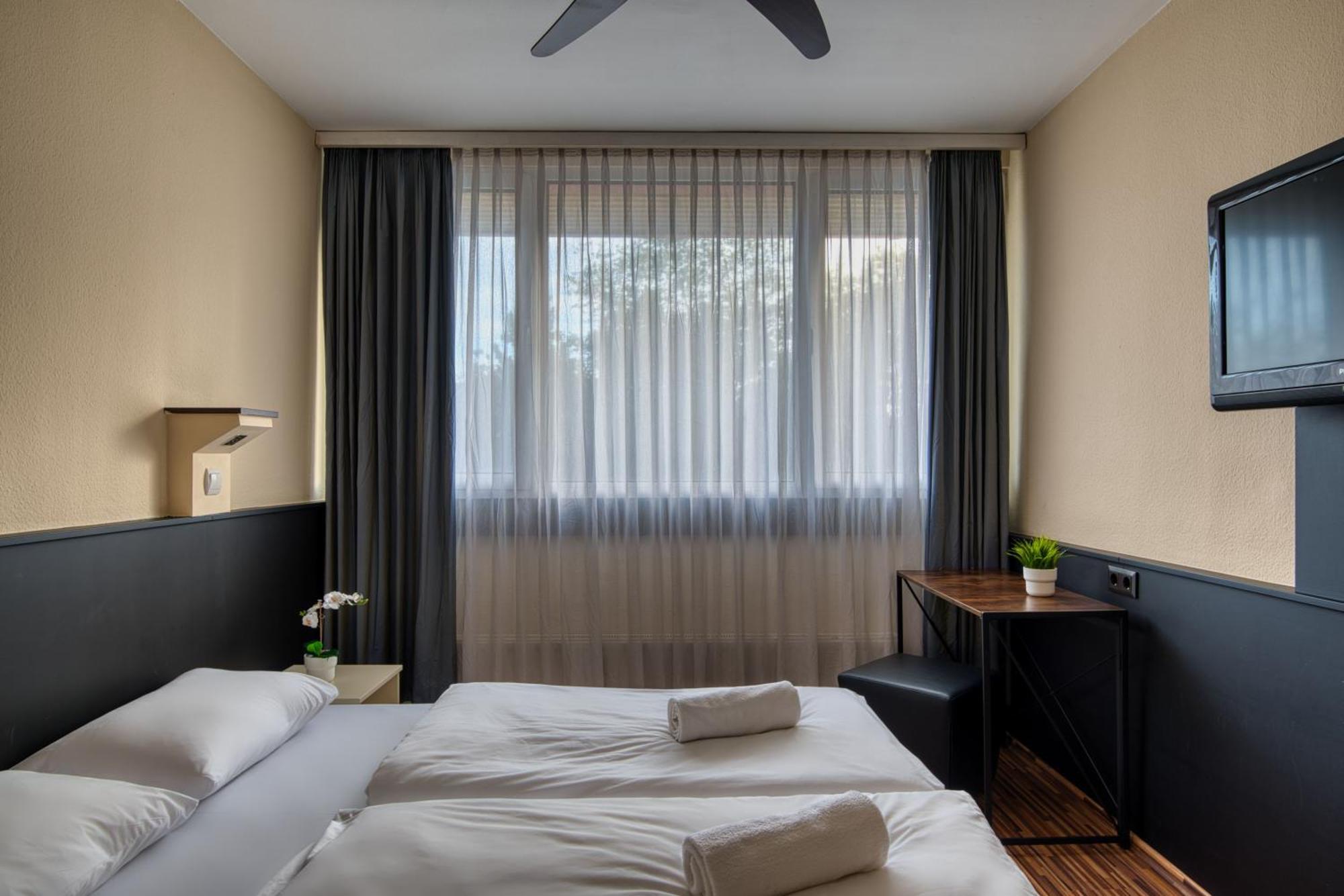 בודפשט City Budget Hotel מראה חיצוני תמונה