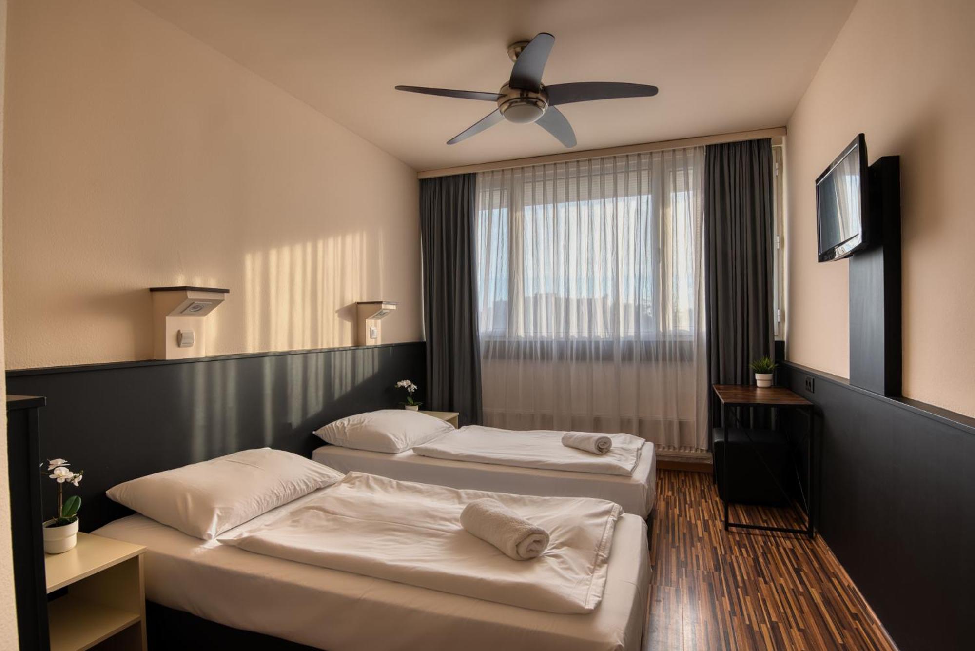בודפשט City Budget Hotel מראה חיצוני תמונה